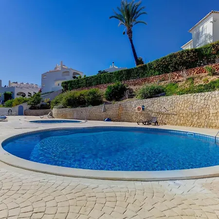 Azula - Bright And Airy 2 Bedroom With P דירה *